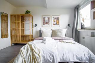 HOMEFY STUDIO SKY - free parking - elevator - desk - Netflix - Essen - 1