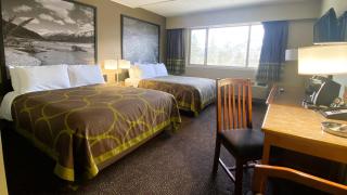Super 8 by Wyndham Castlegar BC - Castlegar - 9