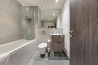 Lovely 4-sleeper Apartment in Central Slough with Free Parking - Slough - 6