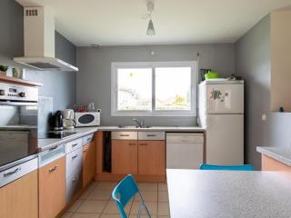 Grande maison familiale 4 chambres, 140m², proche forêt, terrasse et jardin clos, Biscarrosse - FR-1-521-22 - Biscarrosse - 4