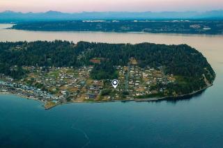 Beautiful by the Bay - Clinton - 4