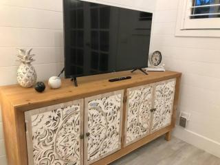 Hamptons In Rye Green Cottage 3 Mins to Hot Springs! - Rye - 7