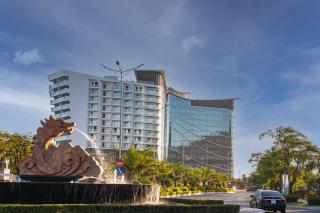 Dream Dragon Resort - - 0