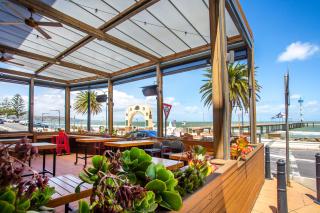 Stylish Beachside Comfort Your Brighton Retreat - 6