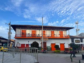 Hotel Colonial Abejorral - Abejorral - 0