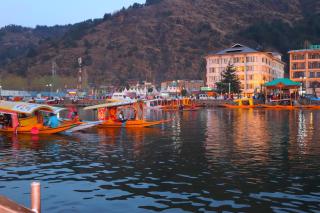 House Boat New Pala Palace - Srinagar - 8
