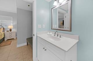 Lovely Courtyard Views Waterscape B428 - Fort Walton Beach - 3