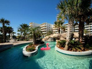 Gorgeous Overlooks The Courtyard in Classic Coastal Style Waterscape C400 - 7