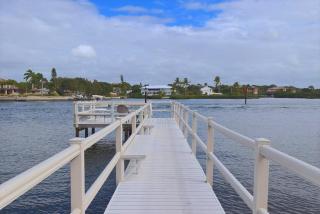 Charming Two Bedroom Condo With Pool View Siesta Key Bay Oaks - Siesta Key - 6