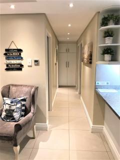 Sea La Vie Umhlanga - Direct Beach Access by WhereToGo - Durban - 6