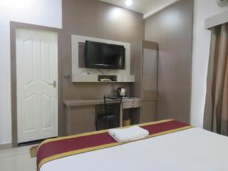 Hotel Reegate Inn Near South Railway Station - Cochin - 1