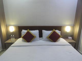 Hotel Reegate Inn Near South Railway Station - Cochin - 3