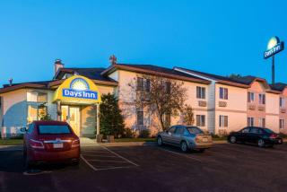 Days Inn by Wyndham West-Eau Claire - Eau Claire - 0