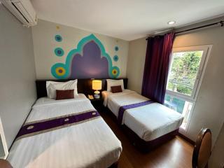Sawasdee Hotel @ Sukhumvit Soi 8 - Bangkok - 7