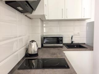 Kyiv White Apartment - Kiev - 2