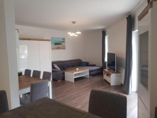 Apartament HAPPY 18 BASEN & KORT TENISOWY, OCHRONA 24h - dla maksymalnie 6 osób - Pobierowo - 3