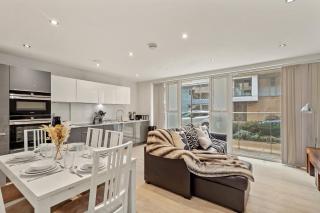 Modern 2 Bed Apartment By Station Square - Cambridge - 8