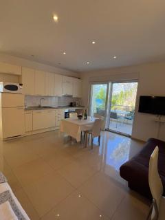 Brela Beachfront - Brela - 4