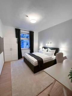 Modern City apt. -with 2 TV, Netflix and work desk - Essen - 8
