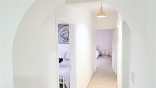 Coastal Getaway: 2 Apartments for up to 14 guests! Light-flooded and Spacious - Larnaca - 1