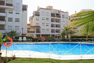 2BDR Sunny apartment with pool and private parking in Benalmádena - 0