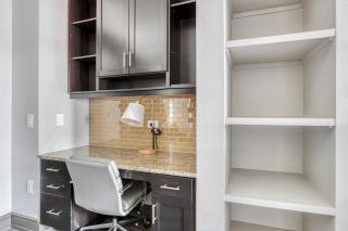 Domain 2br w gym pool wd nr restaurants ATX-178 - 7
