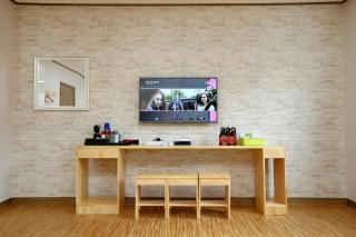 Traum Hotel & Condo - 7