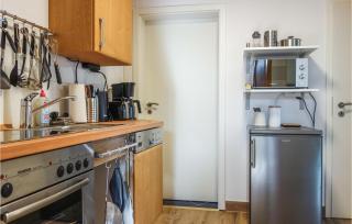 2 Bedroom Amazing Apartment In Loxstedt - Loxstedt - 1