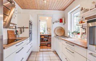 4 Bedroom Pet Friendly Home In Brande - Brande - 2