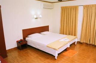 Hotel Srinivas - Kochi - 1