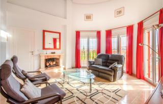 4 Bedroom Lovely Home In Ciudad Quesada - Ciudad Quesada - 8
