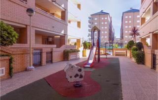 Stunning Apartment In Torre La Sal - La Estación - 5