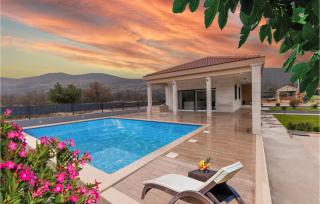 Cozy Home In Primorski Dolac With Wifi - Mravnica - 7