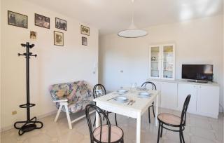 Stunning Apartment In Villasimius - Villasimius - 3