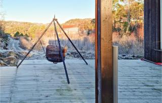 Stunning Home In Lyngdal With Wifi - Lyngdal - 9