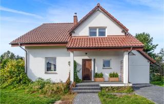 Beach Front Home In Miciszewice With Sauna - 1