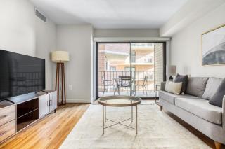 Clarendon 2BR w WD Gym across street from WF WDC-394 - Arlington - 0