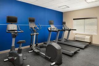 Holiday Inn Express and Suites Wheeling by IHG - 2