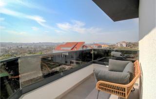 Stunning Home In Solin - 3