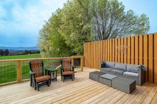 Sweet Mountain Escape - View, Hot Tub, & Fire Pit! - 6