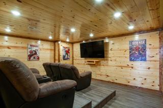 Pool and Game Room in Stunning Mountain Cabin - 9