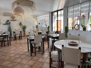 Hôtel Le Médiéval - Aigues-Mortes - 4