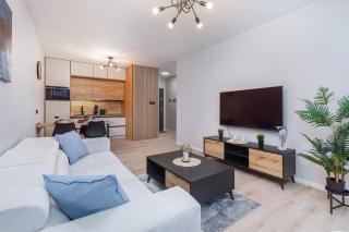 Dziwnów River Side Apartment with Balcony by Renters Prestige - Dziwnów - 2