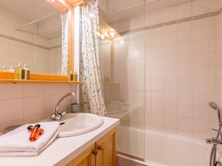 Proche village, aux pistes et espace aquatique, 2 pièces + coin nuit, garage, animaux admis - FR-1-437-31 - La Clusaz - 6