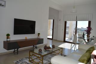 Eleona's Royal Gardens By Yiota - Luxury 2 Bed Apartment in Exclusive Complex - Peyia - 2