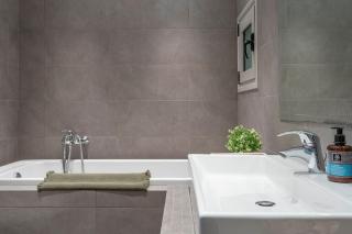Brand-new apartment in Glifada - Athene - 6
