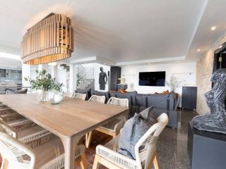 Bali and Eva Fresnaye. Luxurious 7 bedroom villa. Pool and grand patio - Cidade Do Cabo - 2