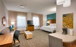 Staybridge Suites - Gainesville I-75 by IHG - Gainesville - 3