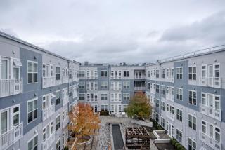 Somerville studio w wd nr Assembly T BOS-154A - Somerville - 7