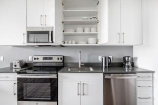 Brighton 1br w wd pool gym nr Green Line BOS-849 - 3